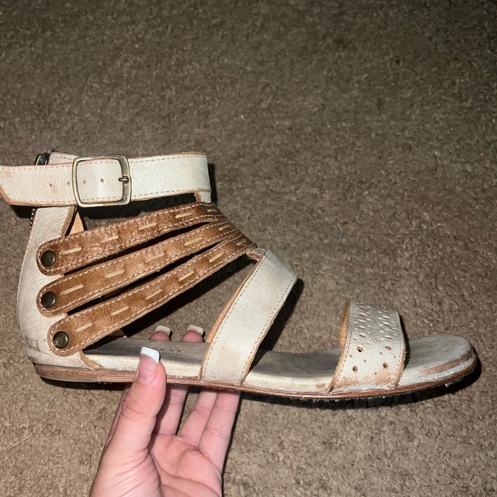 Bedstu Sandals